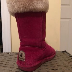 Pink fuzzy “Bearpaw” brand boots